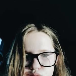 Meet your Posher, Kylee